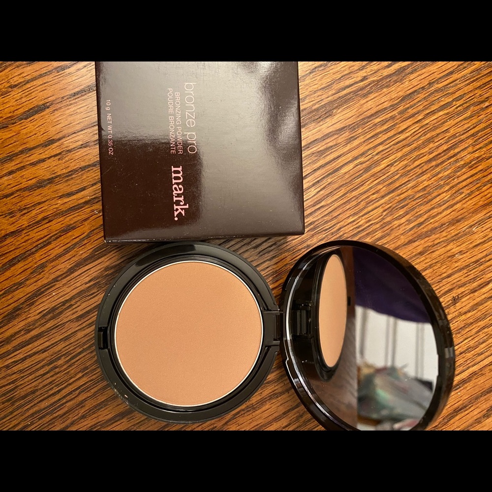 Avon Mark Bronze Pro